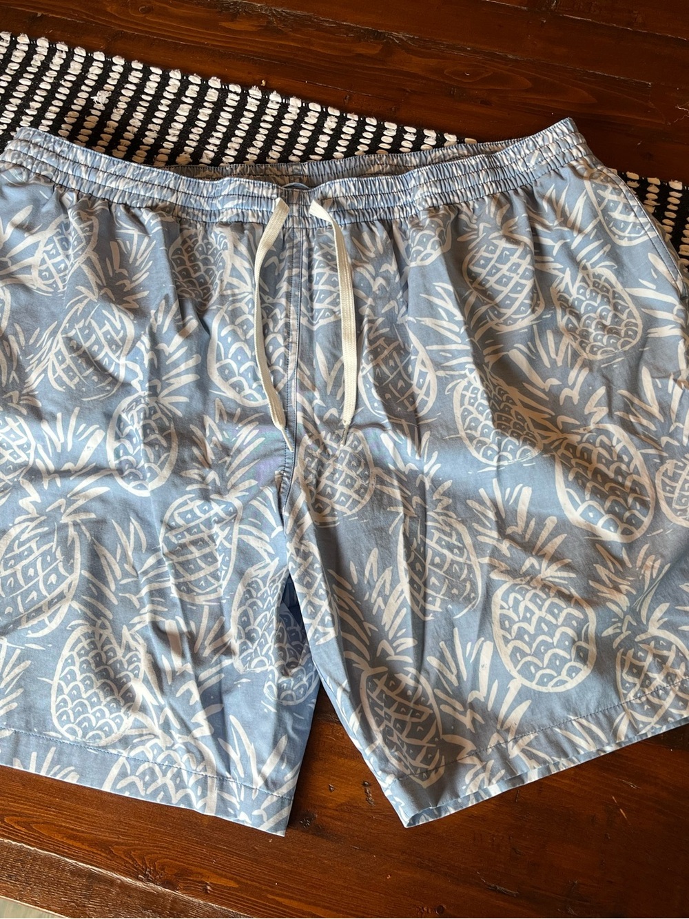 Chubbies The Thigh-napples Classic Swim Trunks Faded Blue Pineapple Men’s XXXL - Picture 4 of 10